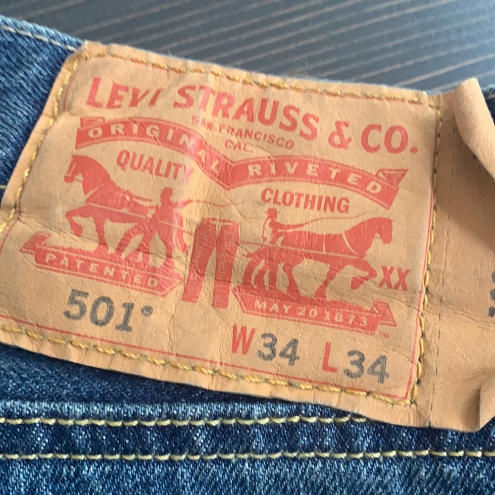 Levi’s Strauss&Co Authentic Men’s 34/34 Button Fly View 2